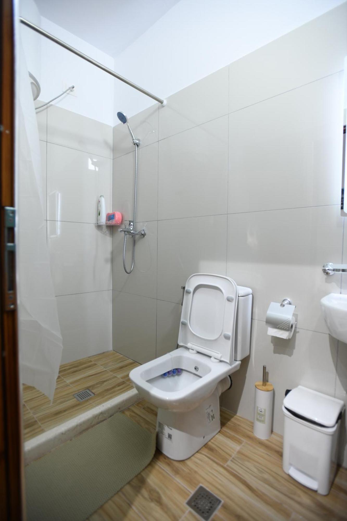 Guest House Luli Berat Buitenkant foto